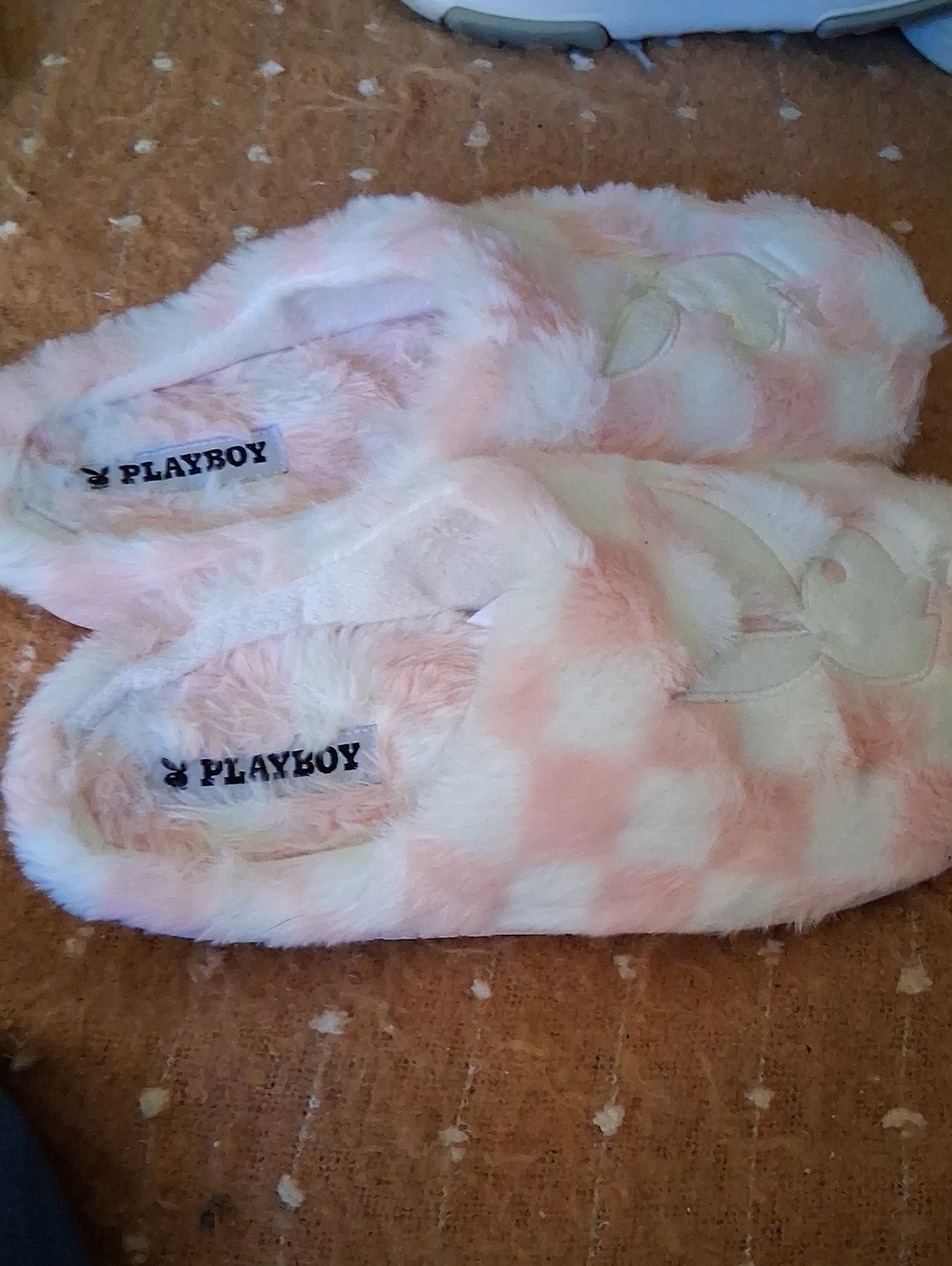 Playboy Slippers - Picture 2 of 5